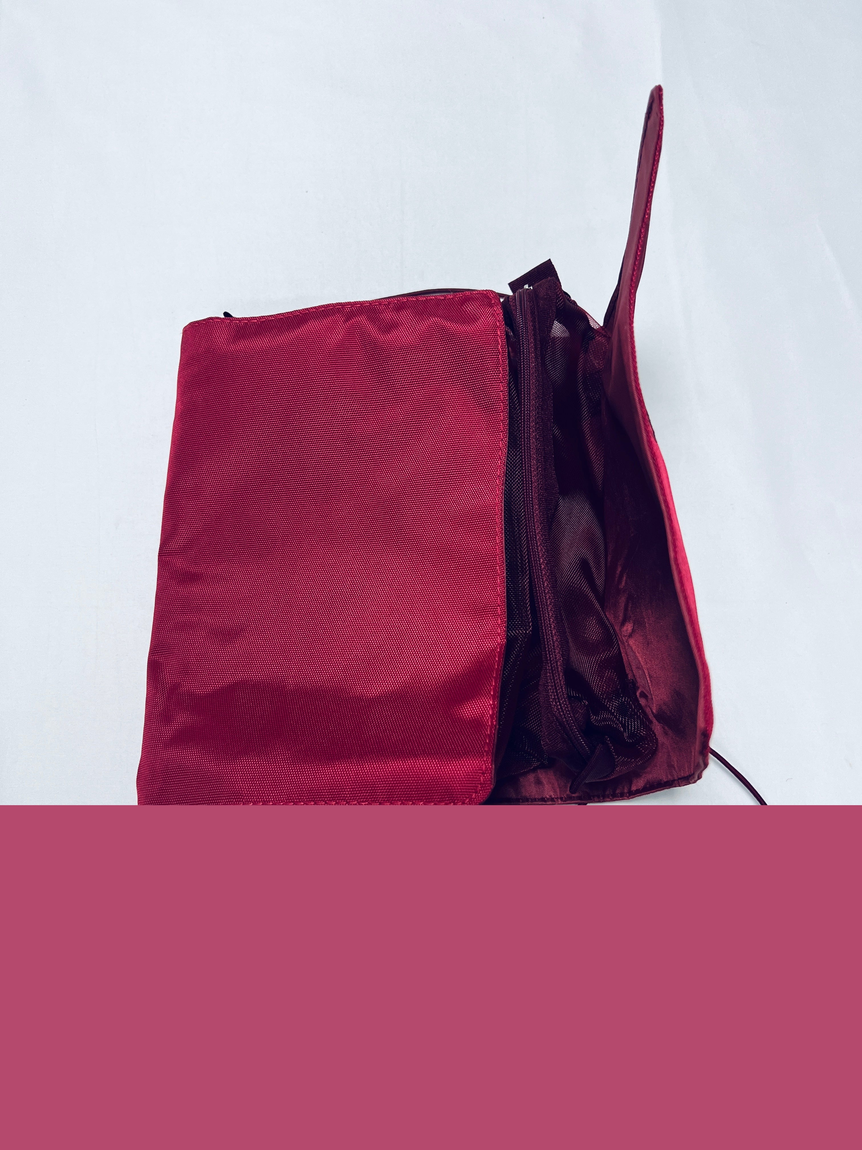 Wasserdichte Kulturbeutel-Reisetasche mit Aufhängeband für Accessoires product image 4